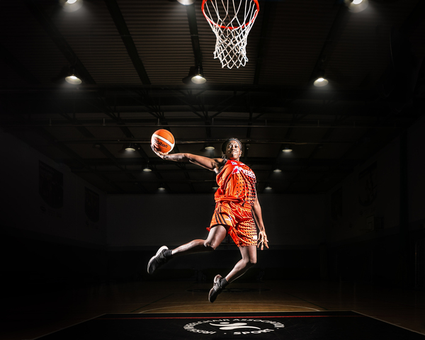 以巴塞罗那 以巴塞罗那